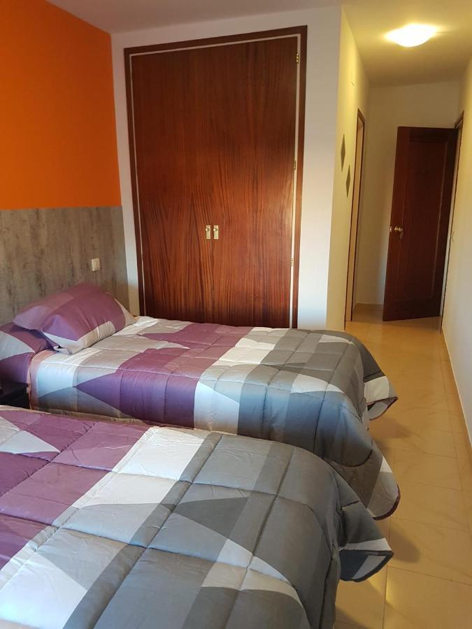 Hostal Galicia Figueres  Exteriör bild
