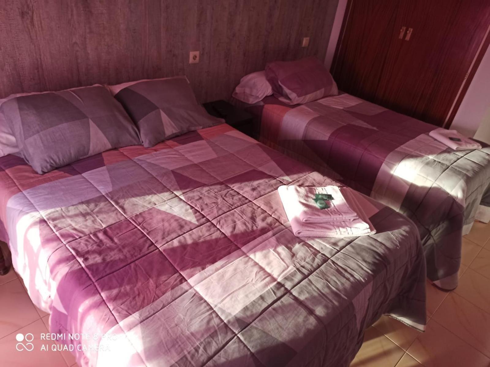 Hostal Galicia Figueres  Exteriör bild